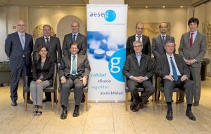 Díaz-Varela junto a los representantes de laboratorios asociados a AESEG.